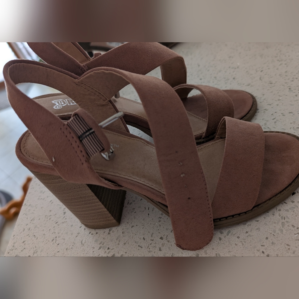 Elegant Brown Strappy Heels